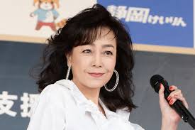 【最高年収数億円】柏原芳恵の資産は何億円もあり、実家が資産家と言われる理由